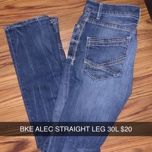 BKE STRAIGHT LEG JEANS